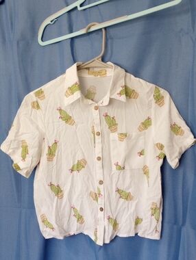 Love Notes White Top Crop with Cactus Print